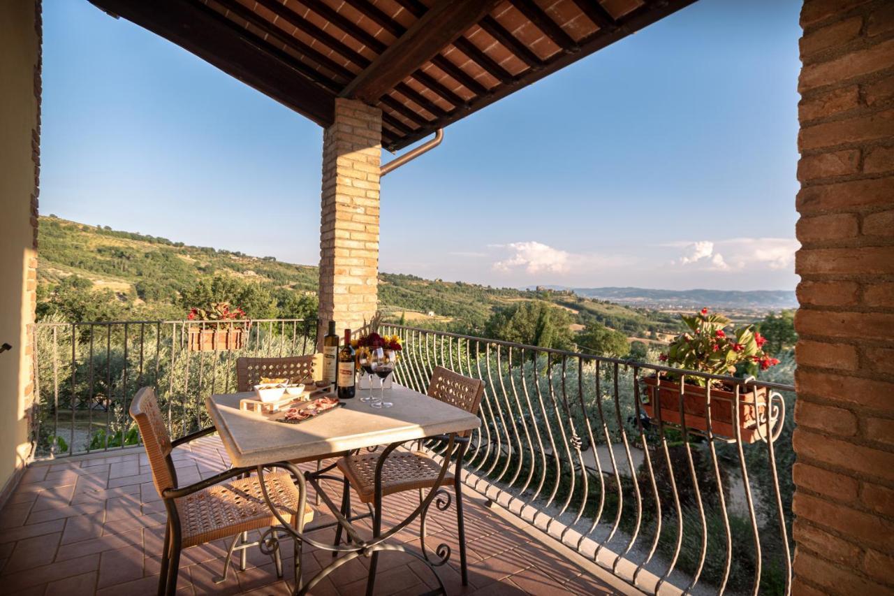 Agriturismo La Rocca Assisi Петриньяно Экстерьер фото