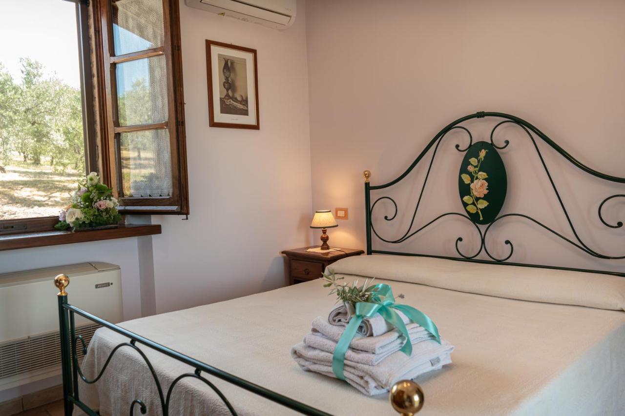 Agriturismo La Rocca Assisi Петриньяно Экстерьер фото